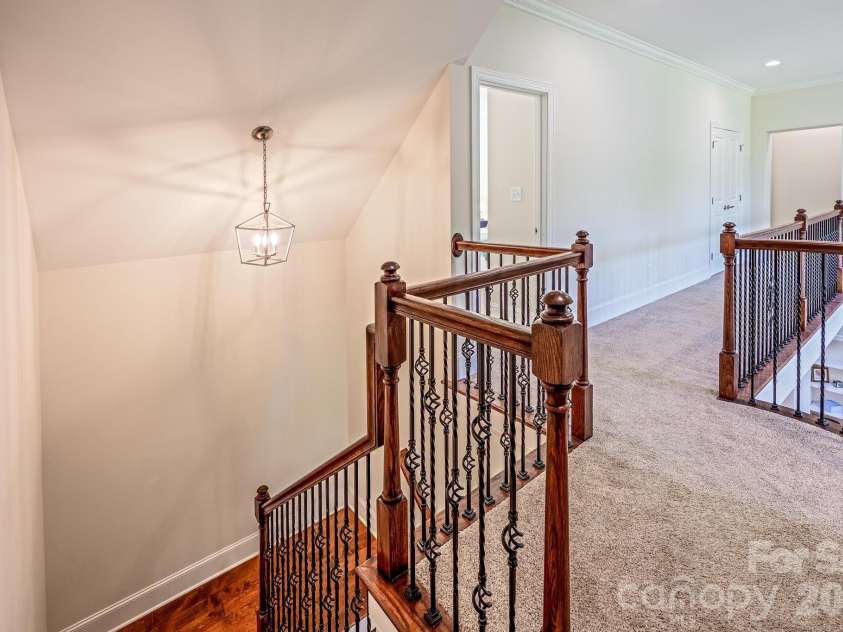 123 Lakefront Drive, Mooresville, NC 28117.  MLS# CAR4368701, YatesRealty ID 29365. 