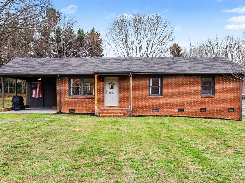 5502 Chicopee Drive, Mint Hill, NC 28227.  MLS# CAR4351670, YatesRealty ID 29367. 