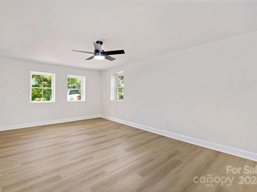 1234 Midway Road, Statesville, NC 28625.  MLS# CAR4149045, YatesRealty ID 2937. Bedroom 4