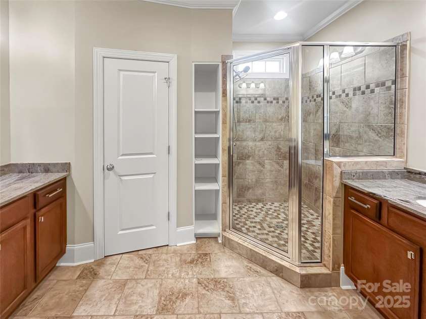 106 Vintage Woods Court, Shelby, NC 28150.  MLS# CAR4286829, YatesRealty ID 29370. 