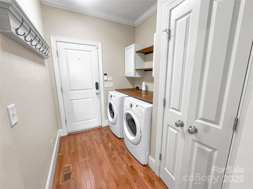 106 Vintage Woods Court, Shelby, NC 28150.  MLS# CAR4286829, YatesRealty ID 29370. 