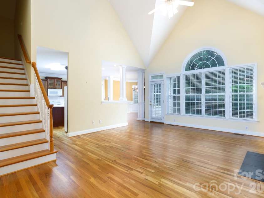 2067 Winding Oak Road, Rock Hill, SC 29732.  MLS# CAR4392136, YatesRealty ID 29371. 
