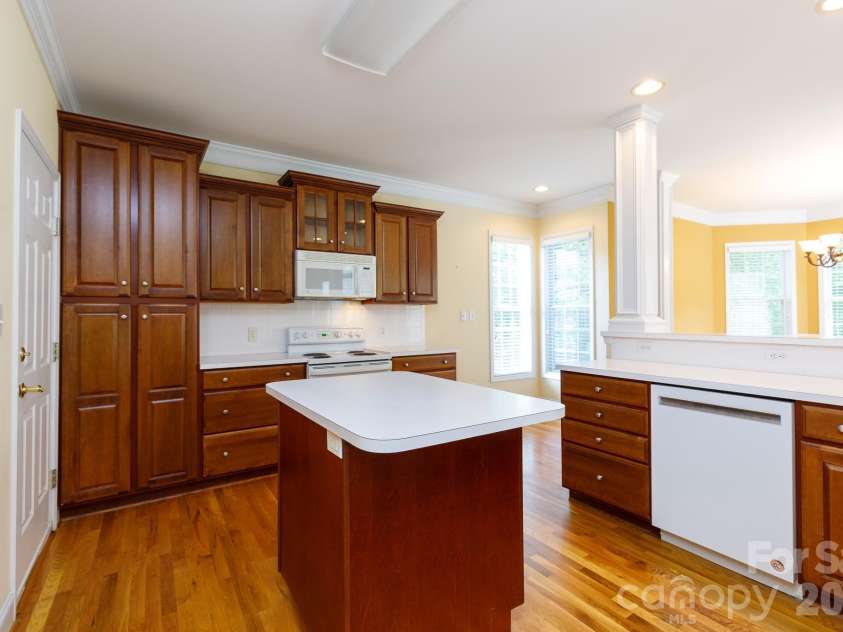 2067 Winding Oak Road, Rock Hill, SC 29732.  MLS# CAR4392136, YatesRealty ID 29371. 