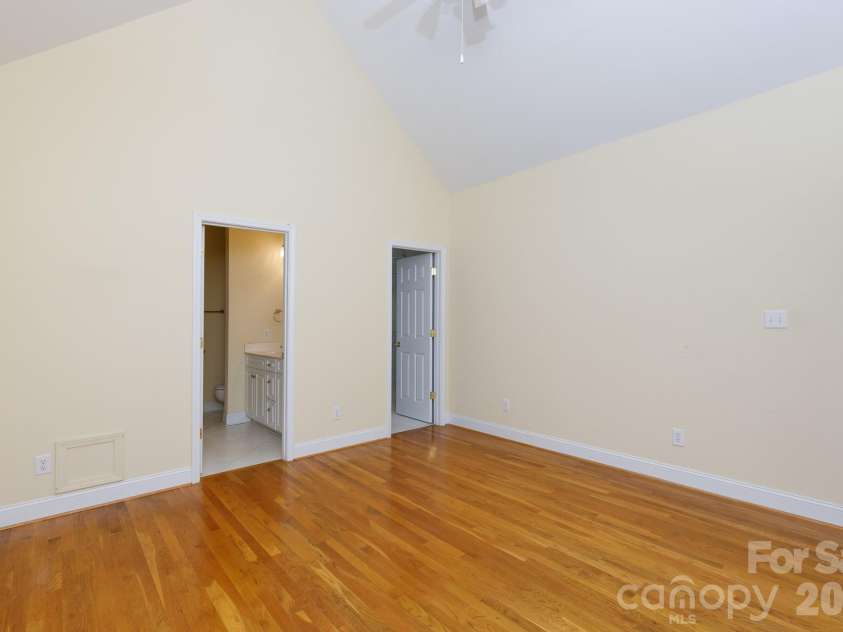 2067 Winding Oak Road, Rock Hill, SC 29732.  MLS# CAR4392136, YatesRealty ID 29371. 