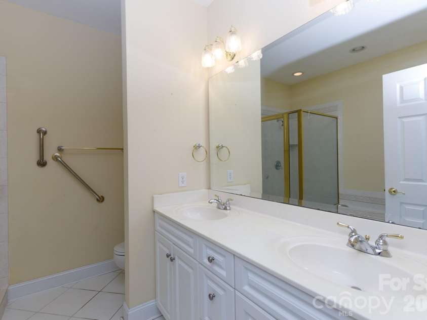 2067 Winding Oak Road, Rock Hill, SC 29732.  MLS# CAR4392136, YatesRealty ID 29371. 