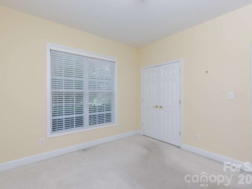 2067 Winding Oak Road, Rock Hill, SC 29732.  MLS# CAR4392136, YatesRealty ID 29371. 