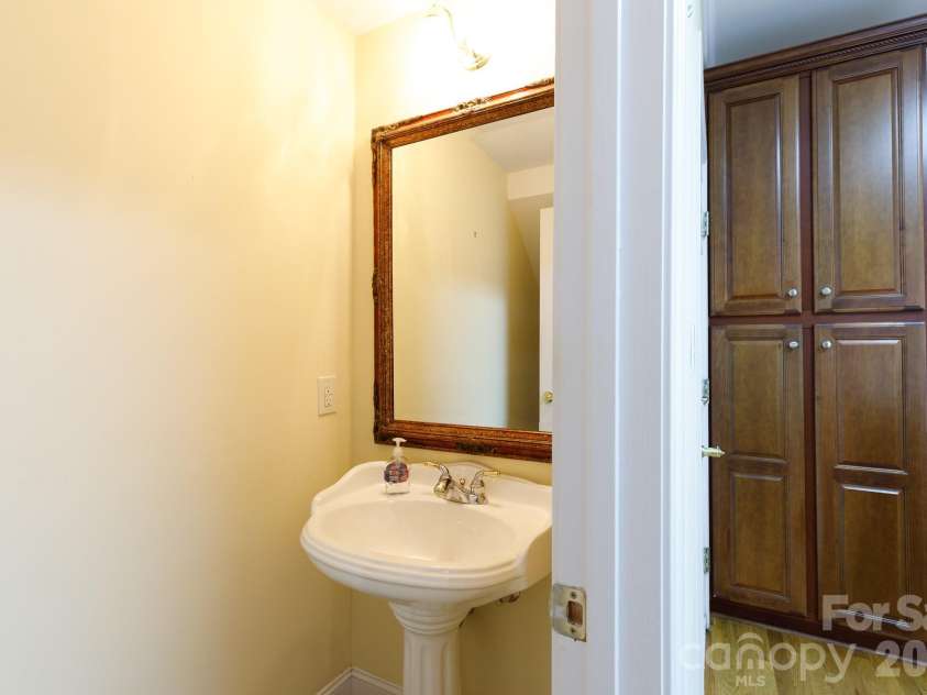 2067 Winding Oak Road, Rock Hill, SC 29732.  MLS# CAR4392136, YatesRealty ID 29371. 