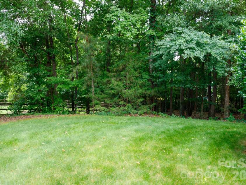 2067 Winding Oak Road, Rock Hill, SC 29732.  MLS# CAR4392136, YatesRealty ID 29371. 