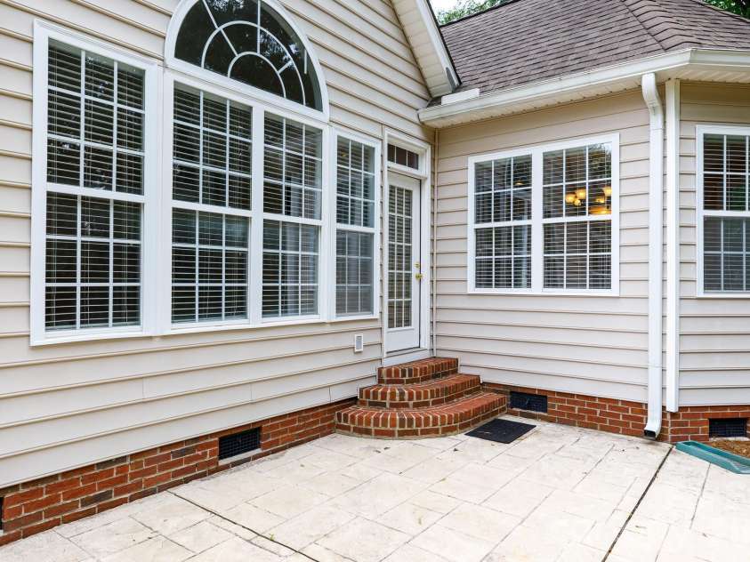 2067 Winding Oak Road, Rock Hill, SC 29732.  MLS# CAR4392136, YatesRealty ID 29371. 
