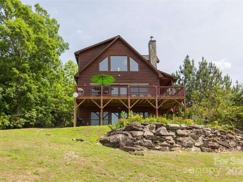 206 Legend Drive, Mill Spring, NC 28756.  MLS# CAR4279998, YatesRealty ID 29374. 