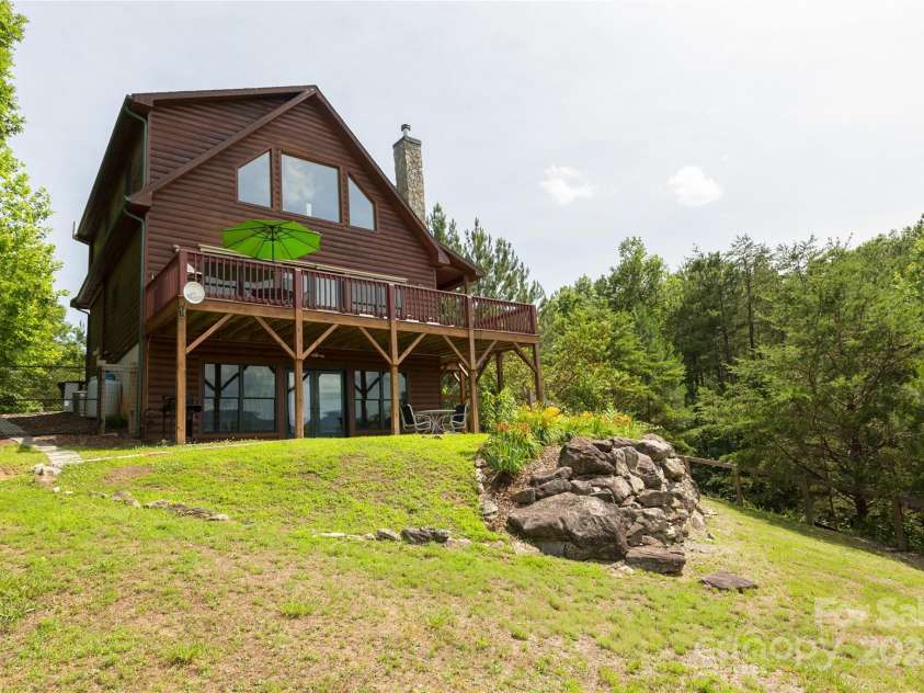 206 Legend Drive, Mill Spring, NC 28756.  MLS# CAR4279998, YatesRealty ID 29374. 