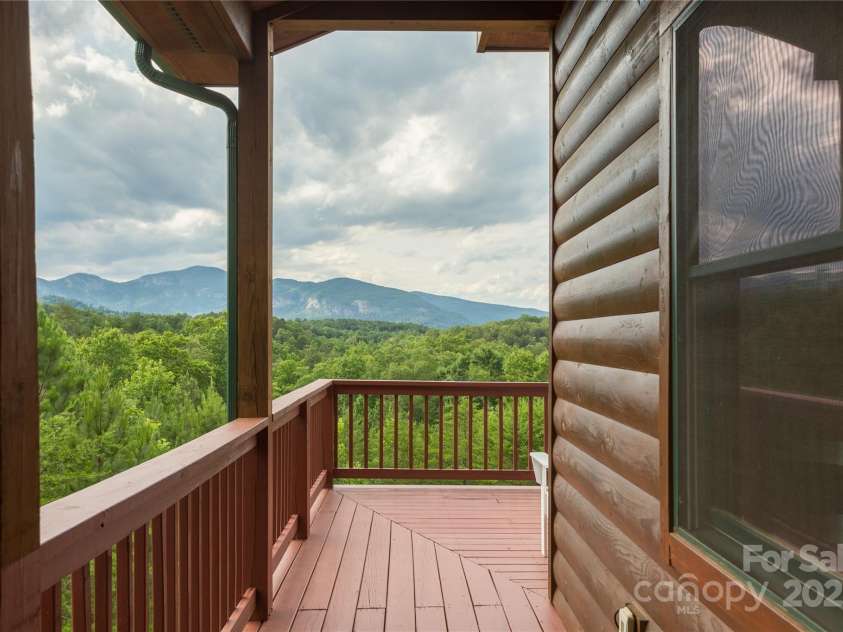 206 Legend Drive, Mill Spring, NC 28756.  MLS# CAR4279998, YatesRealty ID 29374. 