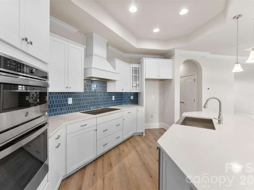 3069 Founding Fathers Drive, Gastonia, NC 28056.  MLS# CAR4389202, YatesRealty ID 29374. 
