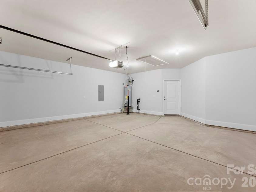 3069 Founding Fathers Drive, Gastonia, NC 28056.  MLS# CAR4389202, YatesRealty ID 29374. 