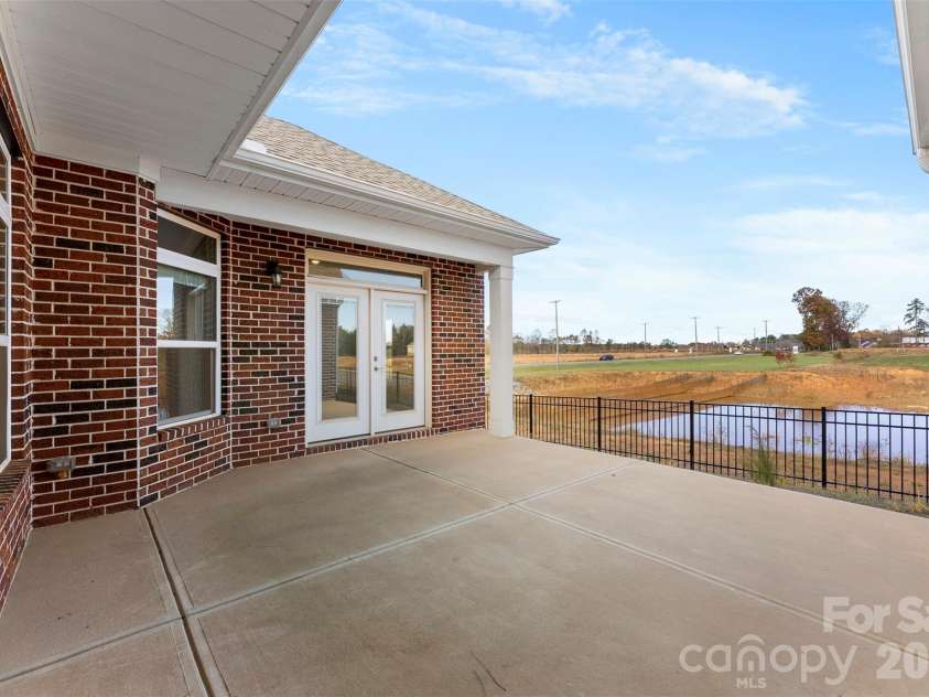 3069 Founding Fathers Drive, Gastonia, NC 28056.  MLS# CAR4389202, YatesRealty ID 29374. 