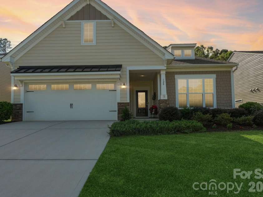 128 Van Gogh Trail, Mount Holly, NC 28120.  MLS# CAR4387655, YatesRealty ID 29376. 