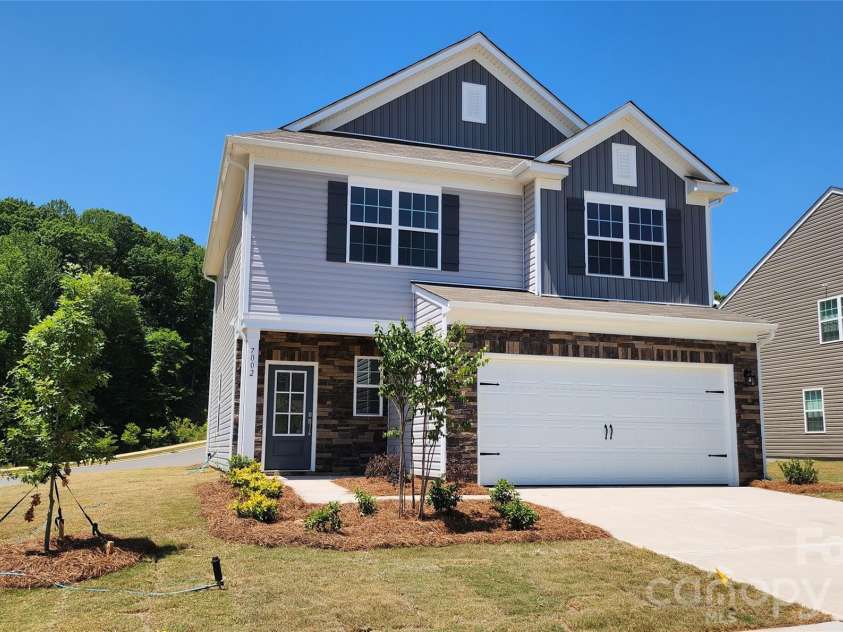7002 Juneberry Way, Maiden, NC 28650.  MLS# CAR4383157, YatesRealty ID 29378. 