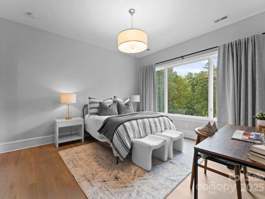 2116 Woodhaven Road, Charlotte, NC 28211.  MLS# CAR4186147, YatesRealty ID 2938. Upper level guest bedroom #3 with ensuite bathroom and large custom walk-in closet