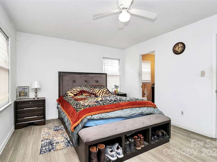 2805 Leisure Drive, Waxhaw, NC 28173.  MLS# CAR4332772, YatesRealty ID 2938. 