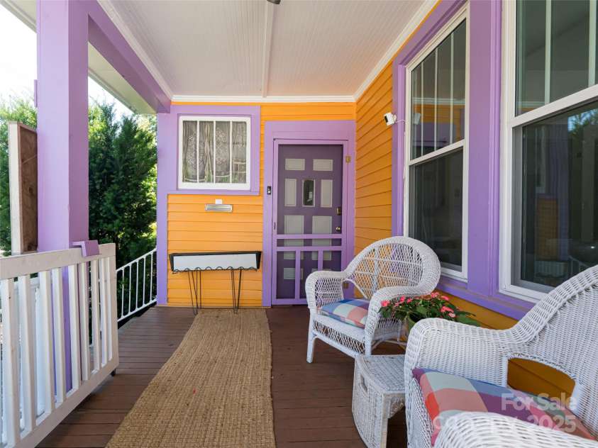 62 Bartlett Street, Asheville, NC 28801.  MLS# CAR4270919, YatesRealty ID 29380. 