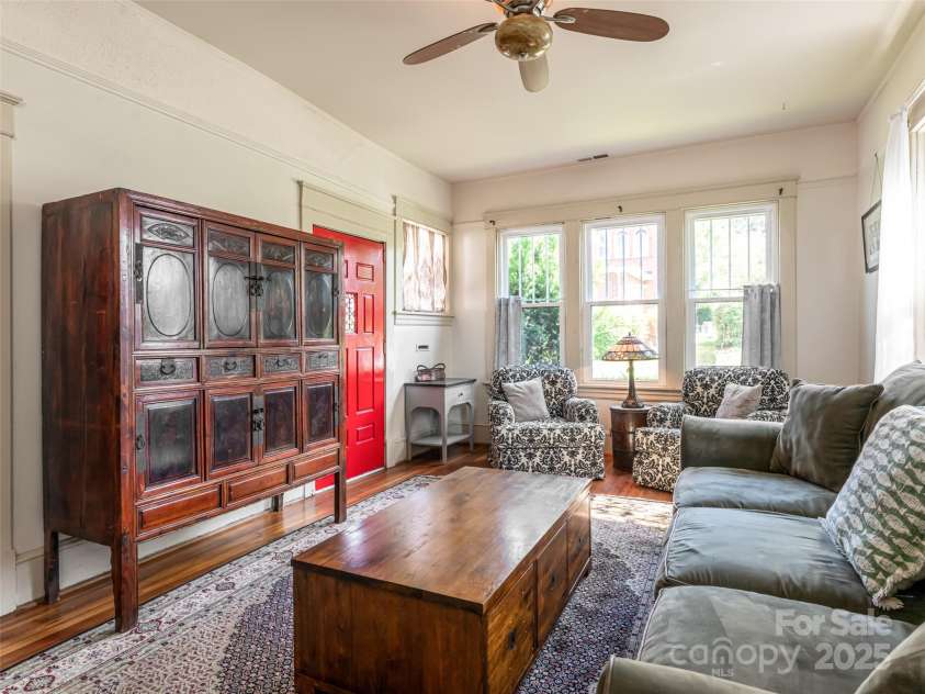 62 Bartlett Street, Asheville, NC 28801.  MLS# CAR4270919, YatesRealty ID 29380. 