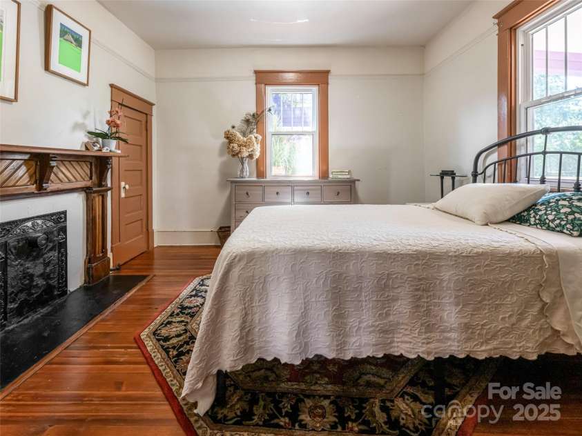 62 Bartlett Street, Asheville, NC 28801.  MLS# CAR4270919, YatesRealty ID 29380. 