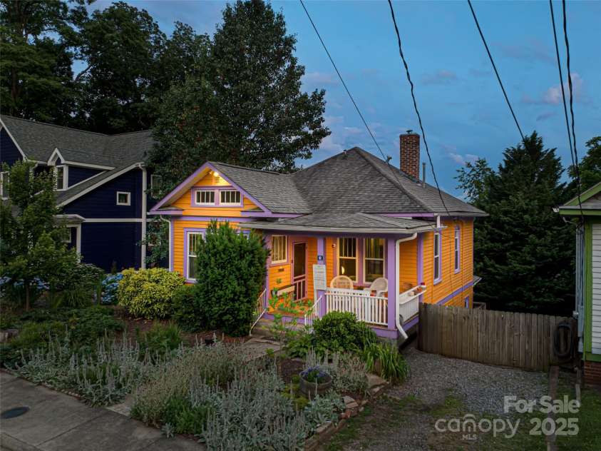 62 Bartlett Street, Asheville, NC 28801.  MLS# CAR4270919, YatesRealty ID 29380. 