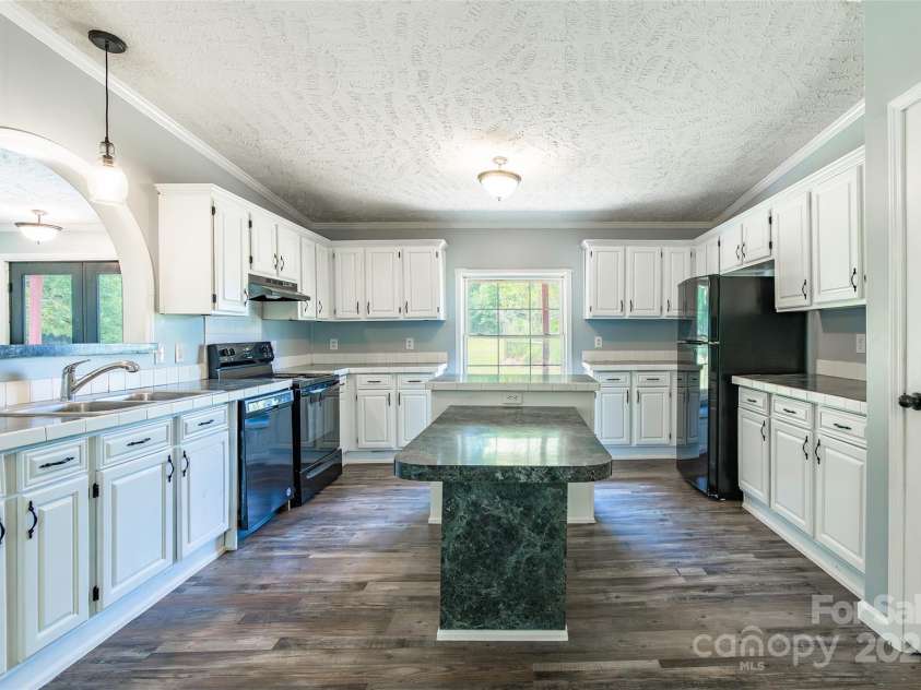 2320 Colvin Road, Chester, SC 29706.  MLS# CAR4281952, YatesRealty ID 29381. 