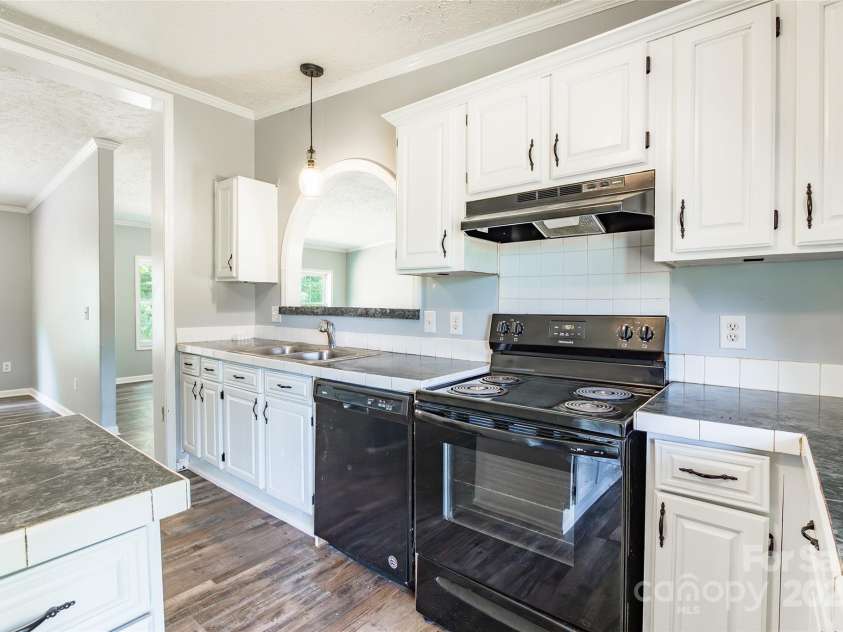 2320 Colvin Road, Chester, SC 29706.  MLS# CAR4281952, YatesRealty ID 29381. 