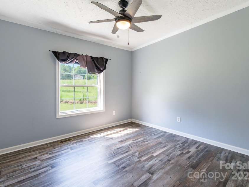 2320 Colvin Road, Chester, SC 29706.  MLS# CAR4281952, YatesRealty ID 29381. 