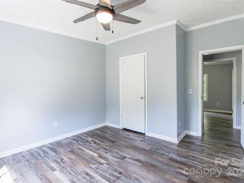 2320 Colvin Road, Chester, SC 29706.  MLS# CAR4281952, YatesRealty ID 29381. 