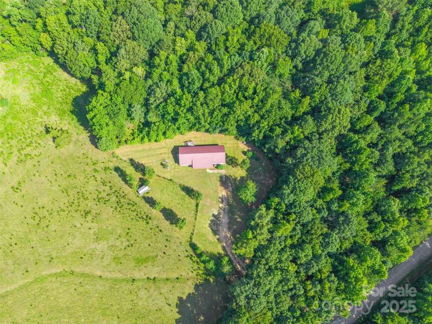 2320 Colvin Road, Chester, SC 29706.  MLS# CAR4281952, YatesRealty ID 29381. 