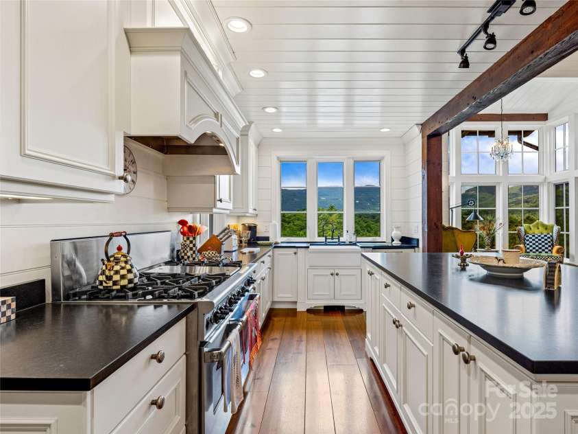 156 Quartz Mine Road, Lake Toxaway, NC 28747.  MLS# CAR4281911, YatesRealty ID 29382. 