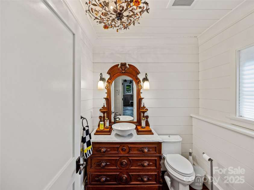 156 Quartz Mine Road, Lake Toxaway, NC 28747.  MLS# CAR4281911, YatesRealty ID 29382. 