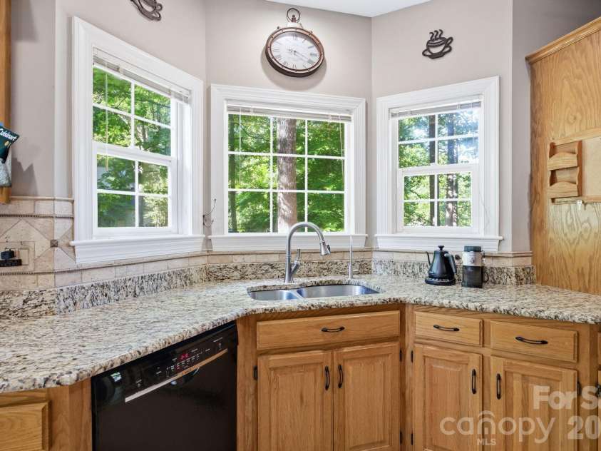 1332 Timberlane Terrace, Mooresville, NC 28115.  MLS# CAR4383837, YatesRealty ID 29383. 