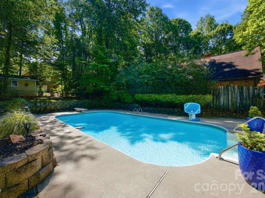 1332 Timberlane Terrace, Mooresville, NC 28115.  MLS# CAR4383837, YatesRealty ID 29383. 