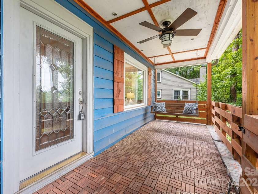 3009 Shenandoah Avenue, Charlotte, NC 28205.  MLS# CAR4281284, YatesRealty ID 29383. 