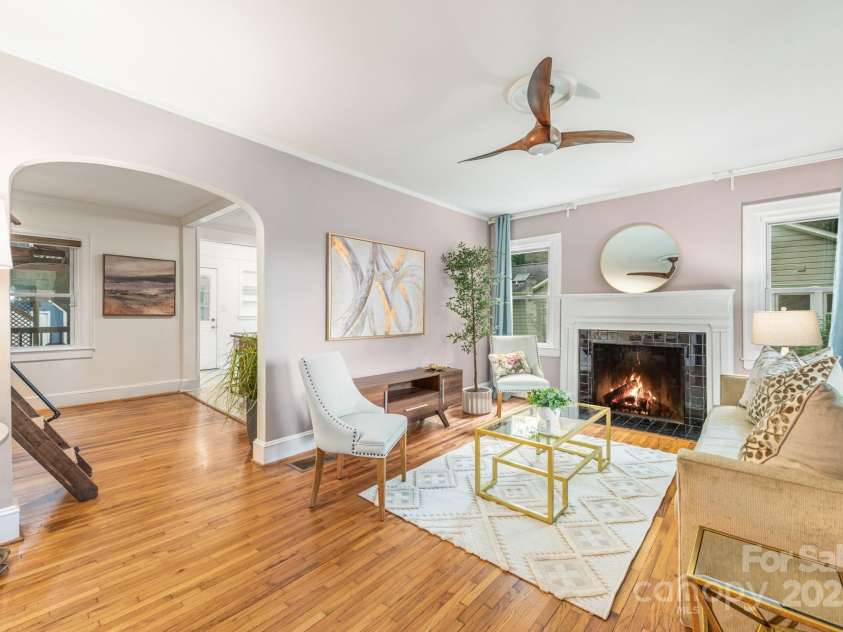 3009 Shenandoah Avenue, Charlotte, NC 28205.  MLS# CAR4281284, YatesRealty ID 29383. 