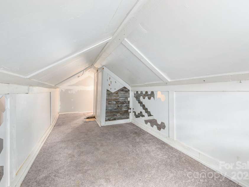 3009 Shenandoah Avenue, Charlotte, NC 28205.  MLS# CAR4281284, YatesRealty ID 29383. 