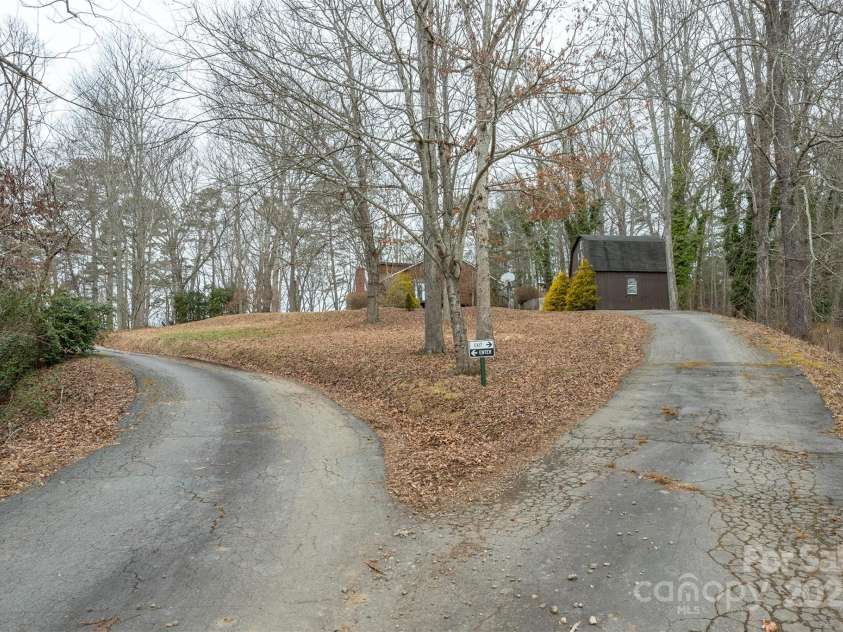 269 Newfound Road, Leicester, NC 28748.  MLS# CAR4282696, YatesRealty ID 29384. 