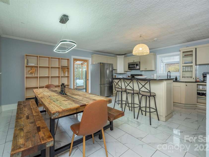 269 Newfound Road, Leicester, NC 28748.  MLS# CAR4282696, YatesRealty ID 29384. 