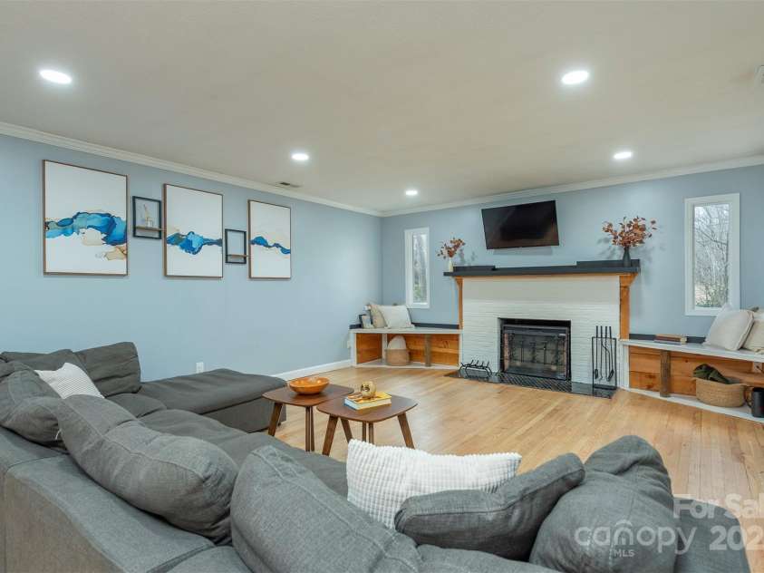 269 Newfound Road, Leicester, NC 28748.  MLS# CAR4282696, YatesRealty ID 29384. 