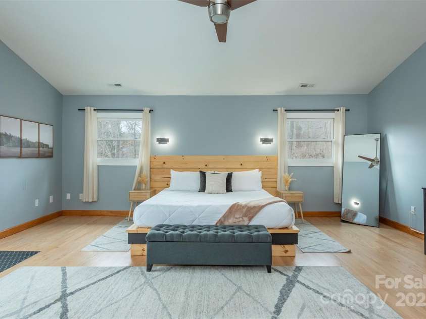 269 Newfound Road, Leicester, NC 28748.  MLS# CAR4282696, YatesRealty ID 29384. 