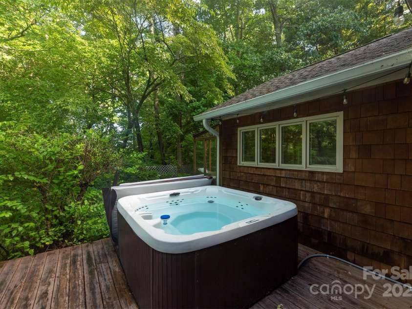 269 Newfound Road, Leicester, NC 28748.  MLS# CAR4282696, YatesRealty ID 29384. 