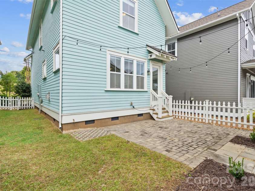 664 Bluff Loop Road, Rock Hill, SC 29730.  MLS# CAR4387398, YatesRealty ID 29385. Back Patio