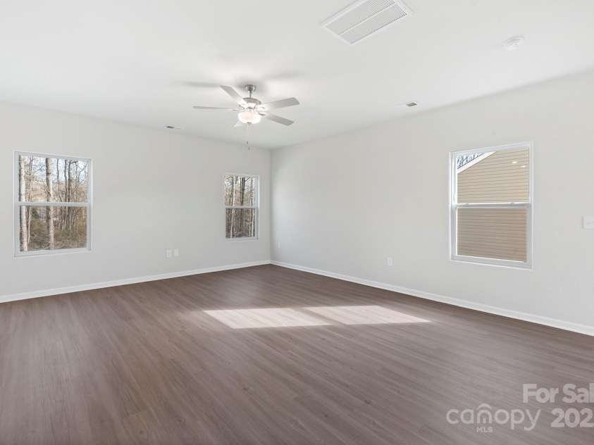 504 Maddox Drive, Shelby, NC 28152.  MLS# CAR4283664, YatesRealty ID 29386. 