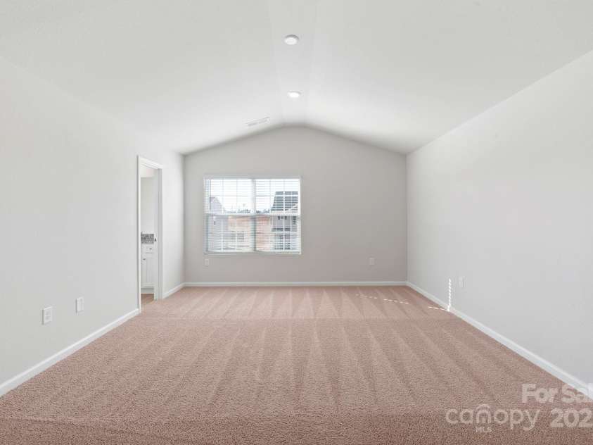 504 Maddox Drive, Shelby, NC 28152.  MLS# CAR4283664, YatesRealty ID 29386. 