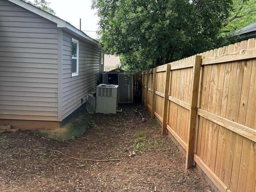 507 Crawford Street, Shelby, NC 28150.  MLS# CAR4287149, YatesRealty ID 29388. 