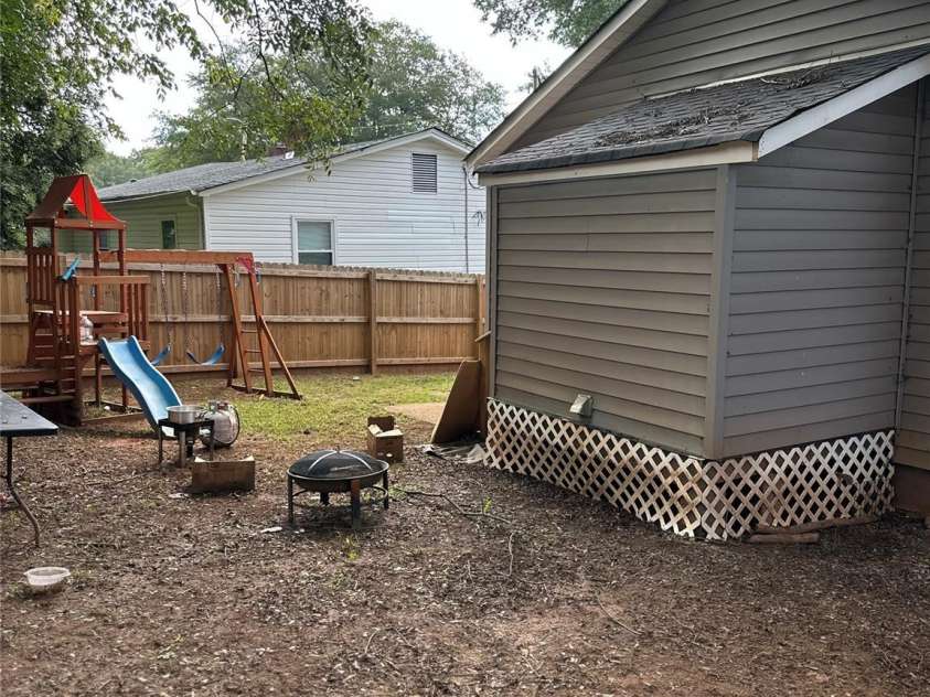 507 Crawford Street, Shelby, NC 28150.  MLS# CAR4287149, YatesRealty ID 29388. 