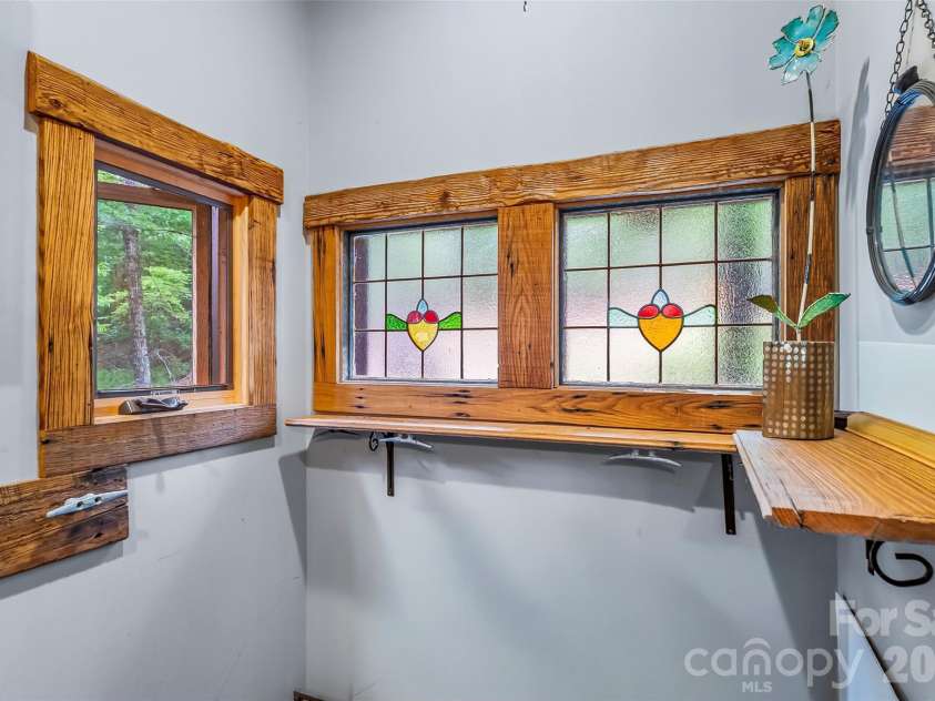 130 Settlement Ridge Drive, Marion, NC 28752.  MLS# CAR4388960, YatesRealty ID 29389. 